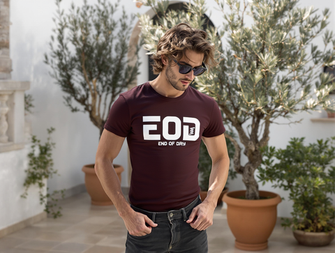 MEN'S GRAPHIC RELAXED FIT T-SHIRT-WINE