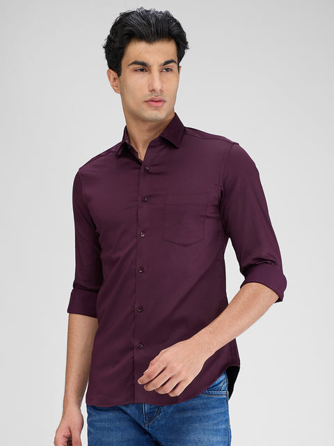 Men's Wine Solid Slim Fit Shirts