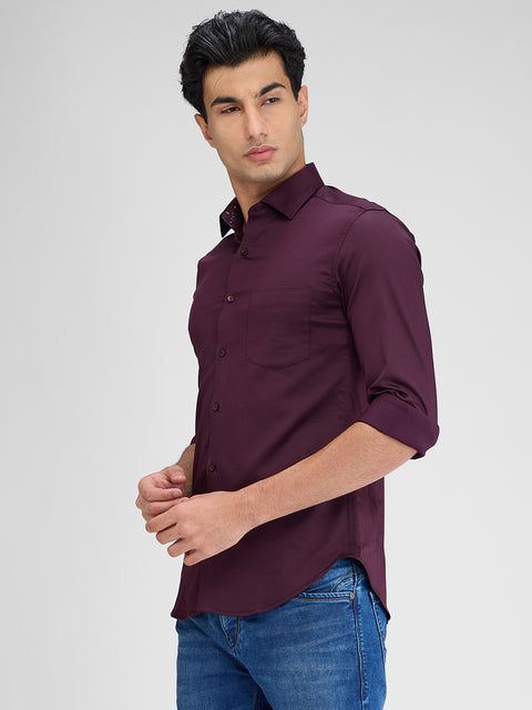 Men's Wine Solid Slim Fit Shirts