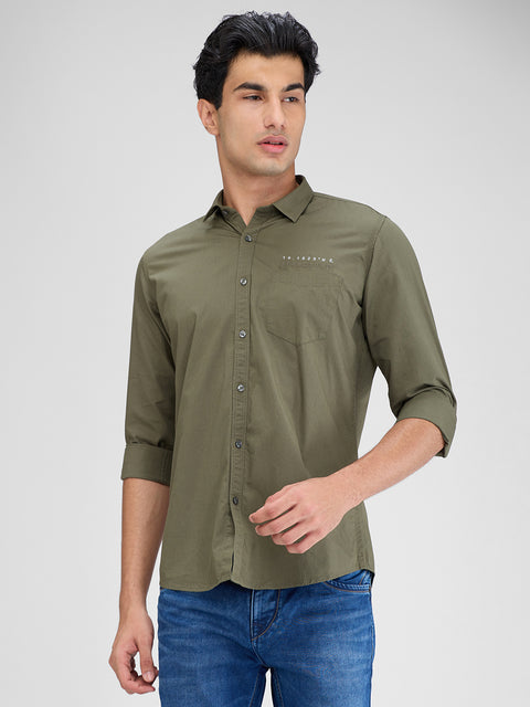 Men's Green Solid Slim Fit Shirts